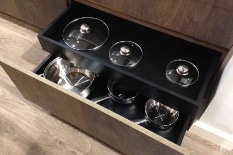 Double Pots and pans drawer
